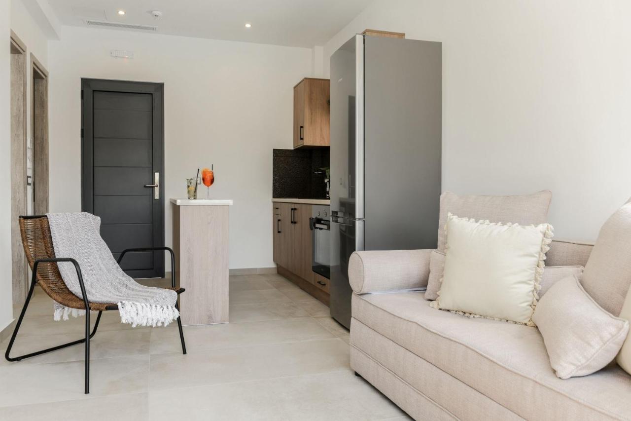 Lagoon Luxury Suites Vasilikí Dış mekan fotoğraf